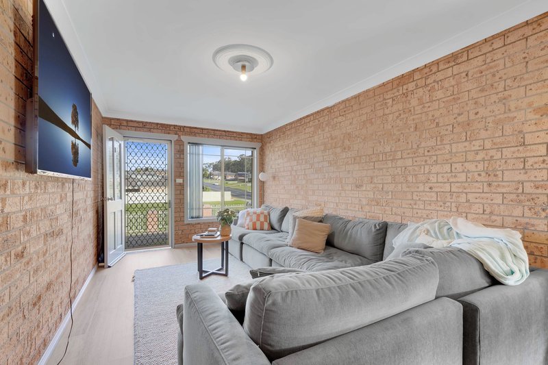 Photo - 1/159 Weblands Street, Aberglasslyn NSW 2320 - Image 2