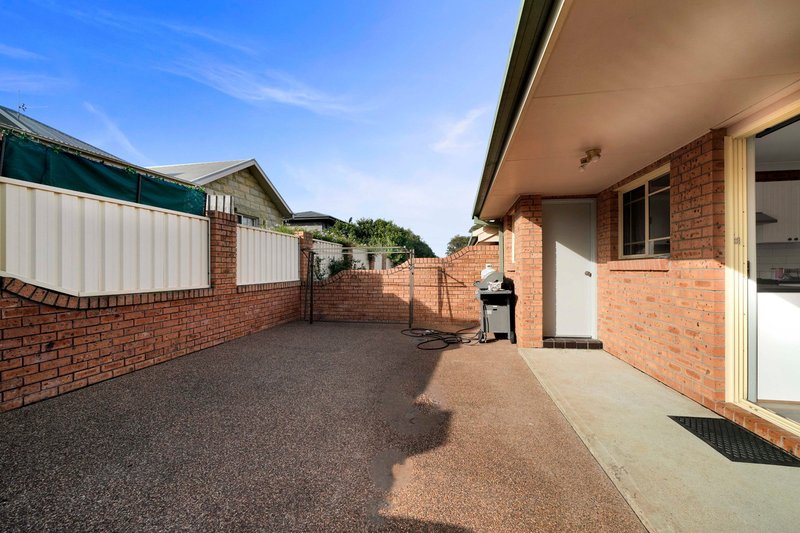 Photo - 1/159 Weblands Street, Aberglasslyn NSW 2320 - Image 7