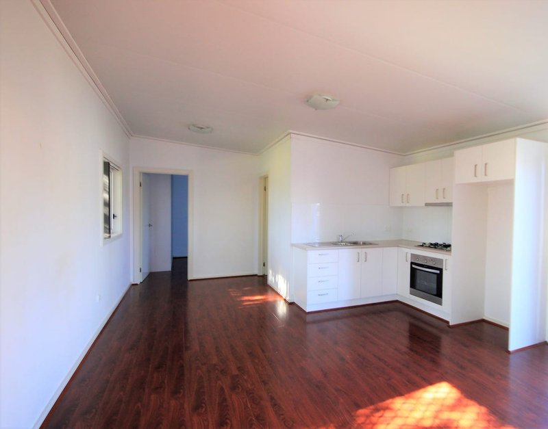 Photo - 115a Carpenter Street, Colyton NSW 2760 - Image 2