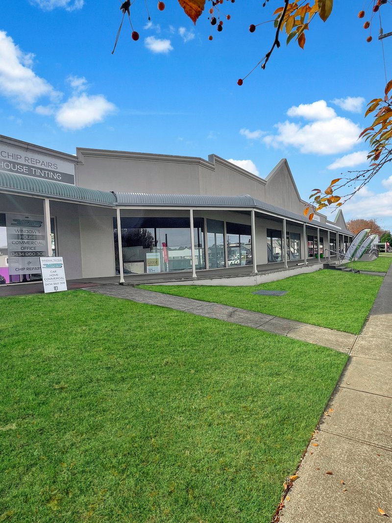 Photo - 115B Lovell Street, Young NSW 2594 - Image 2