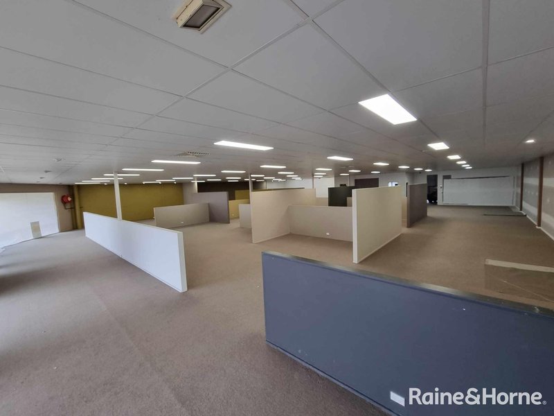 Photo - 115B Lovell Street, Young NSW 2594 - Image 3