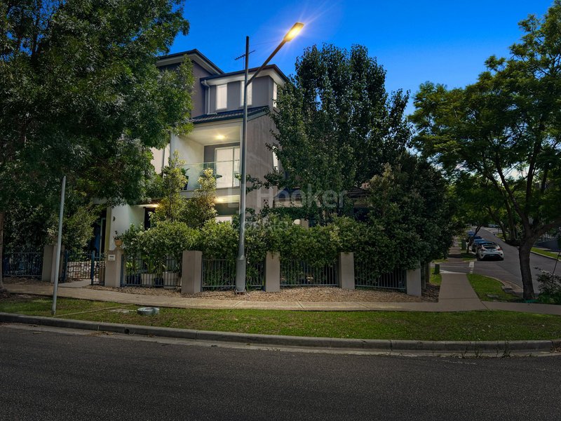 Photo - 11/6-11 Parkside Crescent, Campbelltown NSW 2560 - Image 12