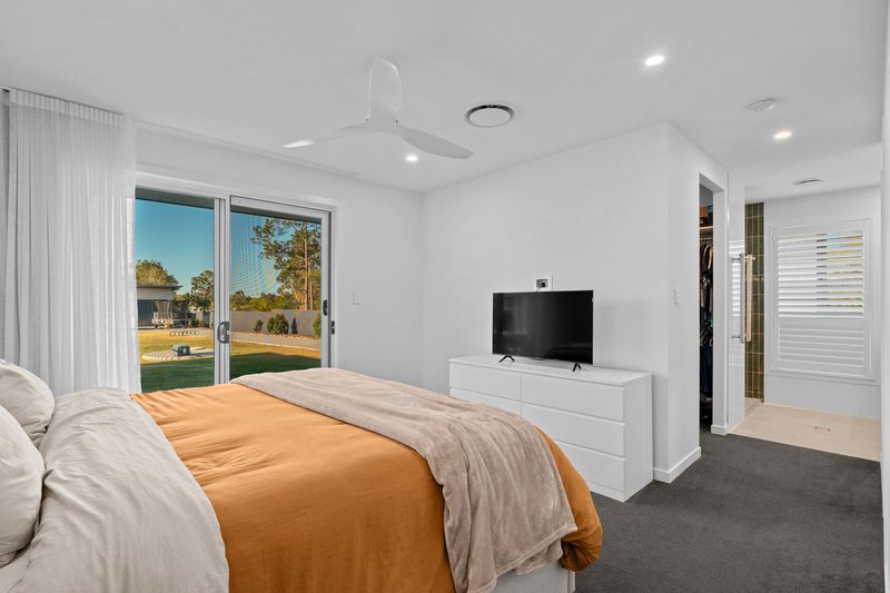 Photo - 116-118 Lyon Drive, New Beith QLD 4124 - Image 13