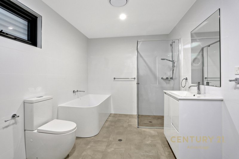 Photo - 1/16-18 Junia Ave , Toongabbie NSW 2146 - Image 11