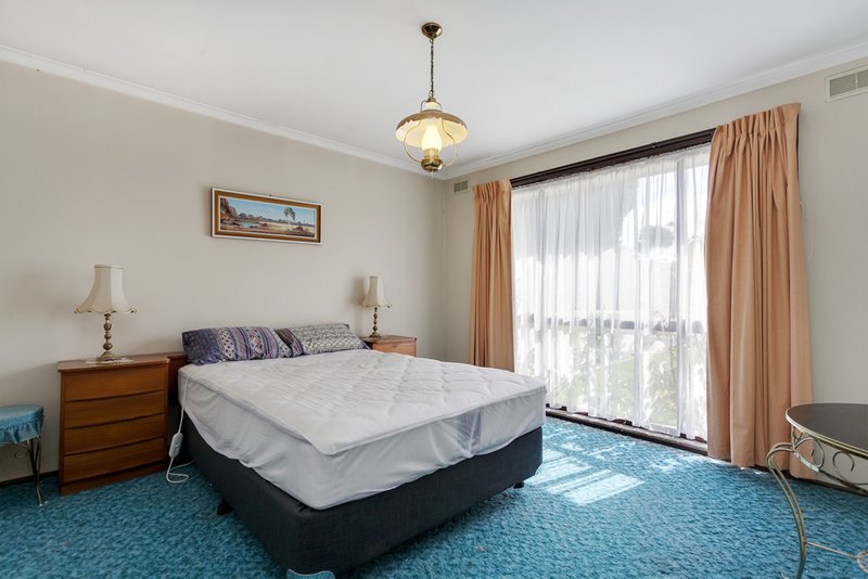 Photo - 1/16-18 Lusher Road, Croydon VIC 3136 - Image 5