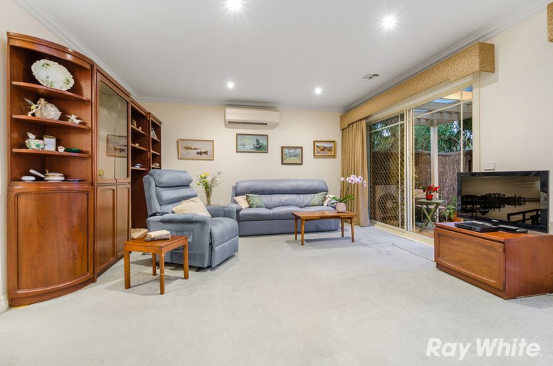 Photo - 1/16-18 Stuart Avenue, Cheltenham VIC 3192 - Image 3