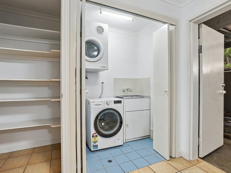 Photo - 1/16-20 Ray Street, Yorkeys Knob QLD 4878 - Image 18