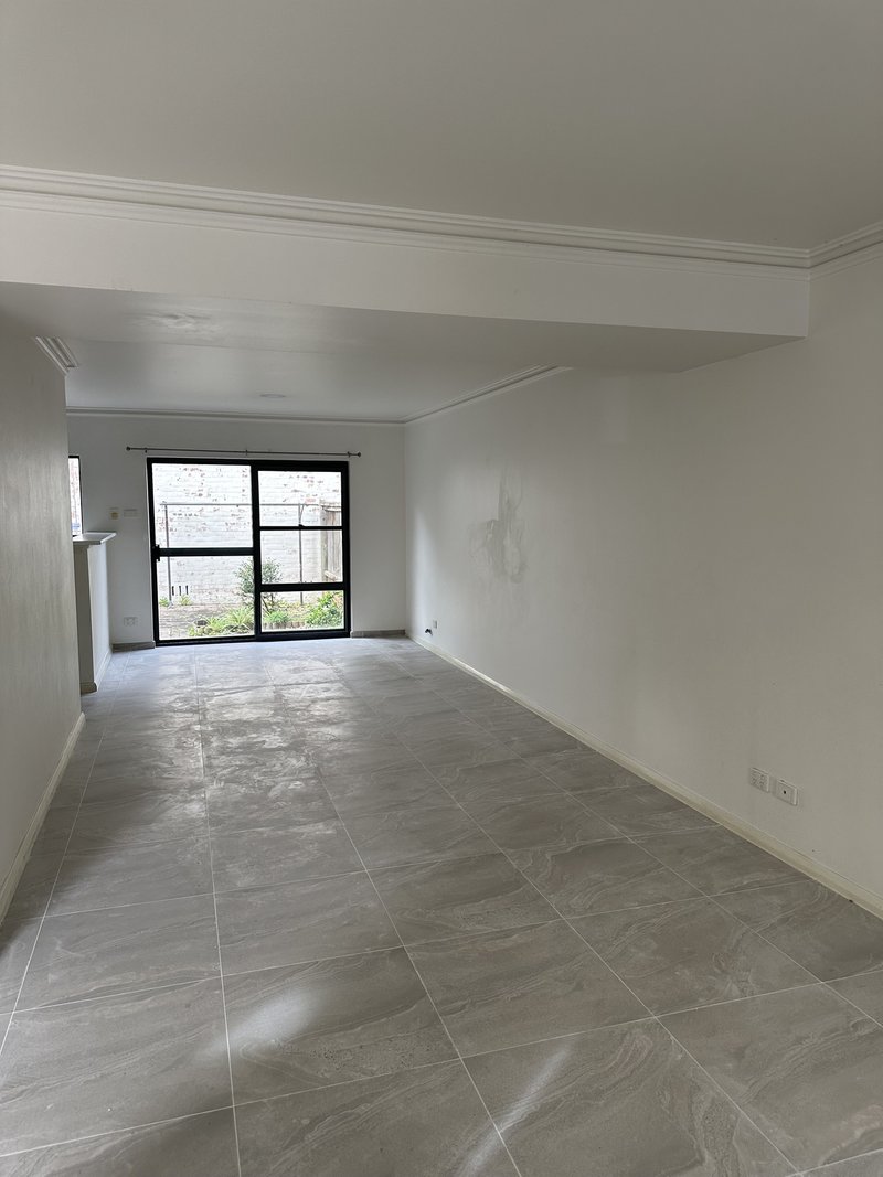 Photo - 1/16-22 Lyall Street, Leichhardt NSW 2040 - Image 4