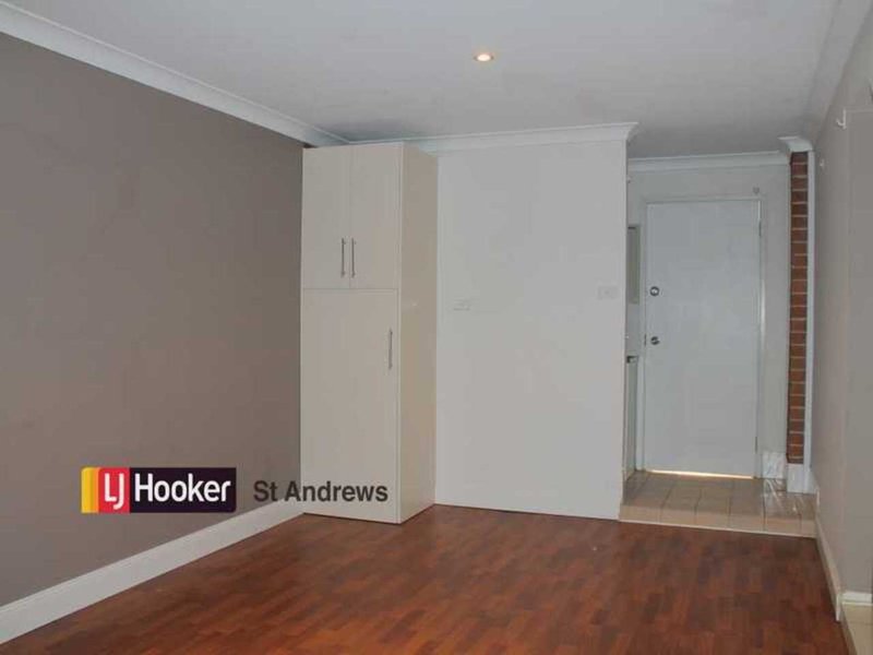 Photo - 1/16 Arbroath Place, St Andrews NSW 2566 - Image 6