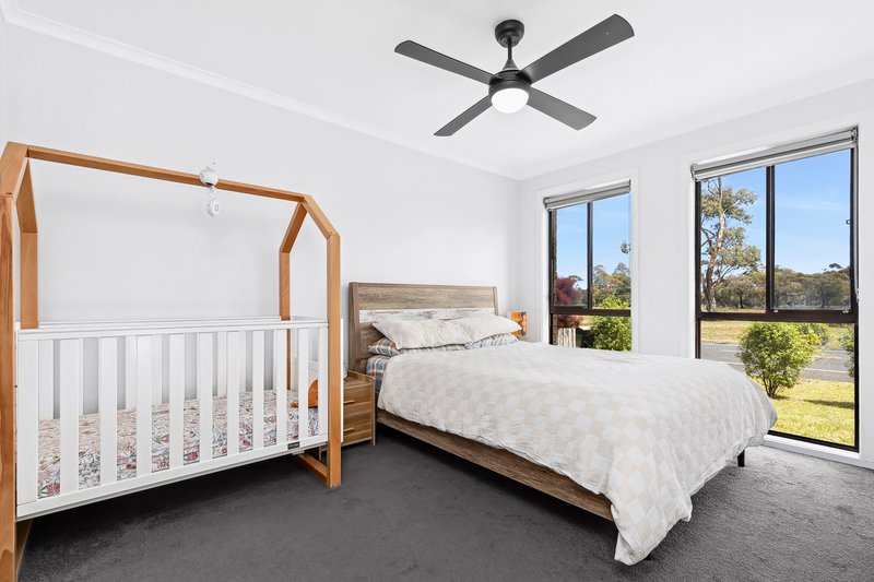 Photo - 1/16 Benjamin Drive, Lara VIC 3212 - Image 5