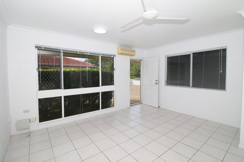 Photo - 1/16 Benson Street, Rosslea QLD 4812 - Image 3