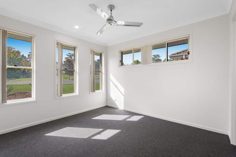 Photo - 1/16 Brittany Court, Gleneagle QLD 4285 - Image 4