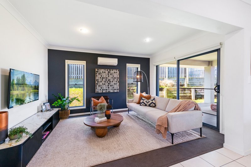 Photo - 116 Coomera Springs Boulevard, Upper Coomera QLD 4209 - Image 7