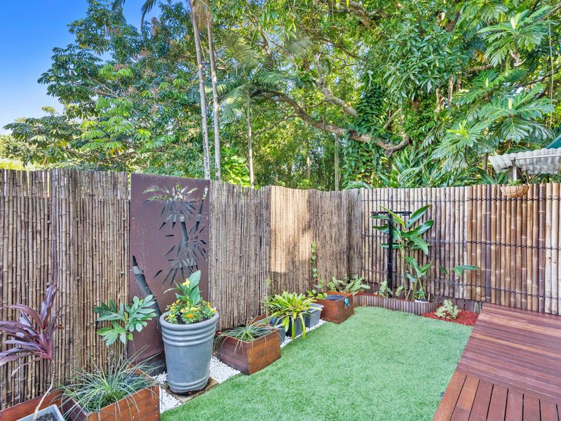 Photo - 1/16 Corkill Street, Freshwater QLD 4870 - Image 11