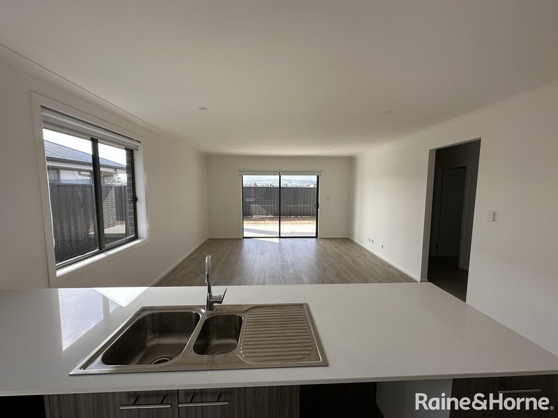 Photo - 116 Correa Street, Munno Para Downs SA 5115 - Image 12