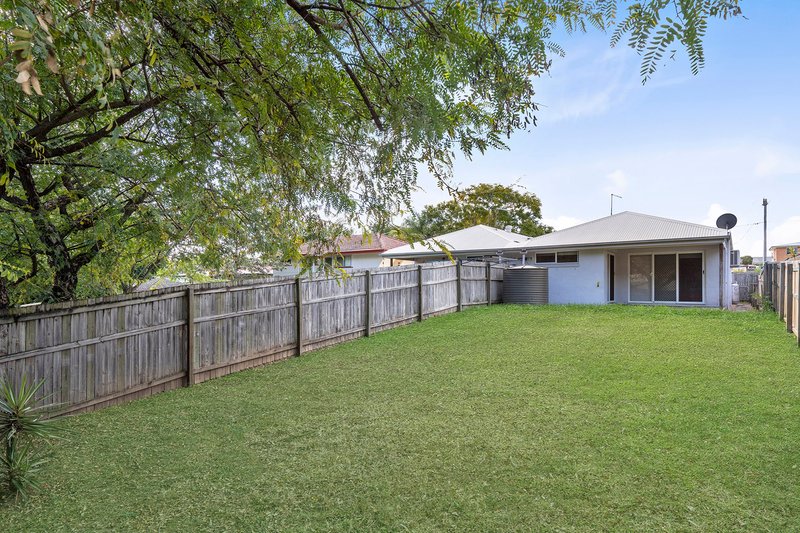 Photo - 1/16 Coverack Street, Leichhardt QLD 4305 - Image 8