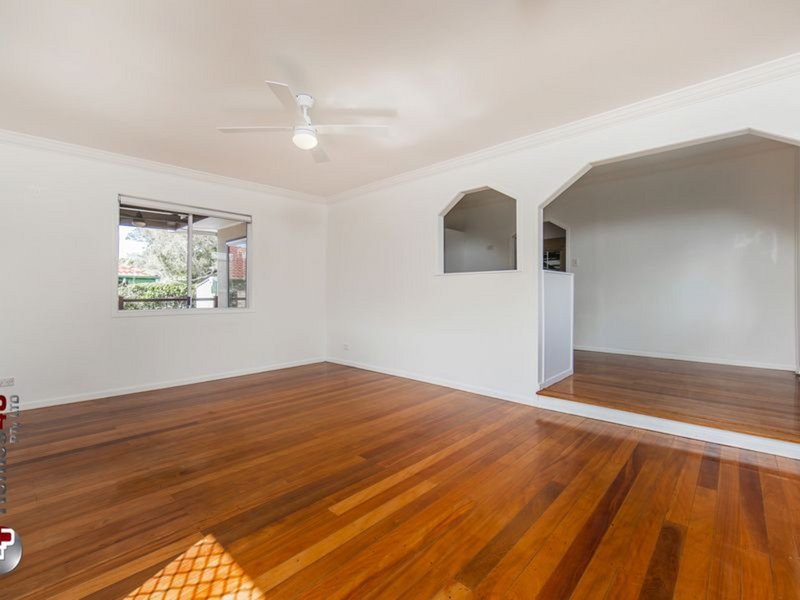 Photo - 116 Dover Road, Redcliffe QLD 4020 - Image 5