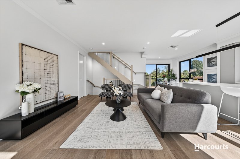 Photo - 1/16 Efron Street, Nunawading VIC 3131 - Image 2