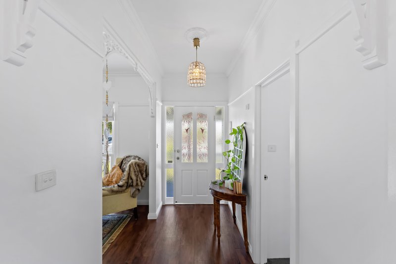 Photo - 1/16 Farnham Road, Bayswater VIC 3153 - Image 4