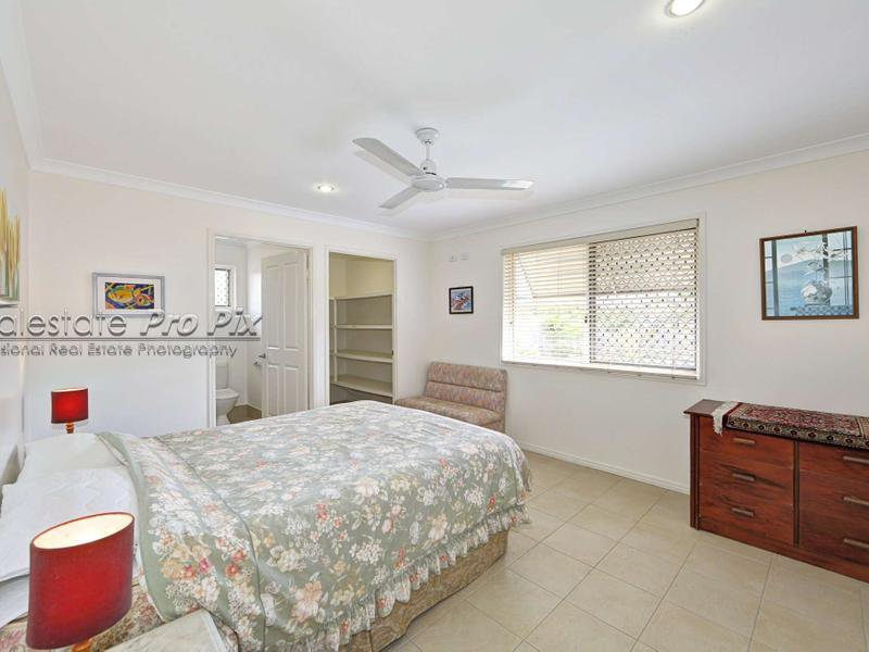 Photo - 1/16 First Ave , Woodgate QLD 4660 - Image 4