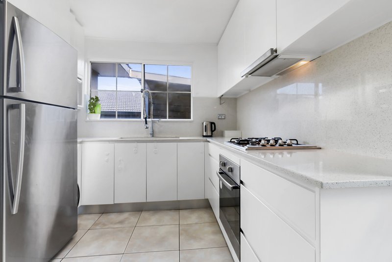 Photo - 116 Gabo Crescent, Sadleir NSW 2168 - Image 2