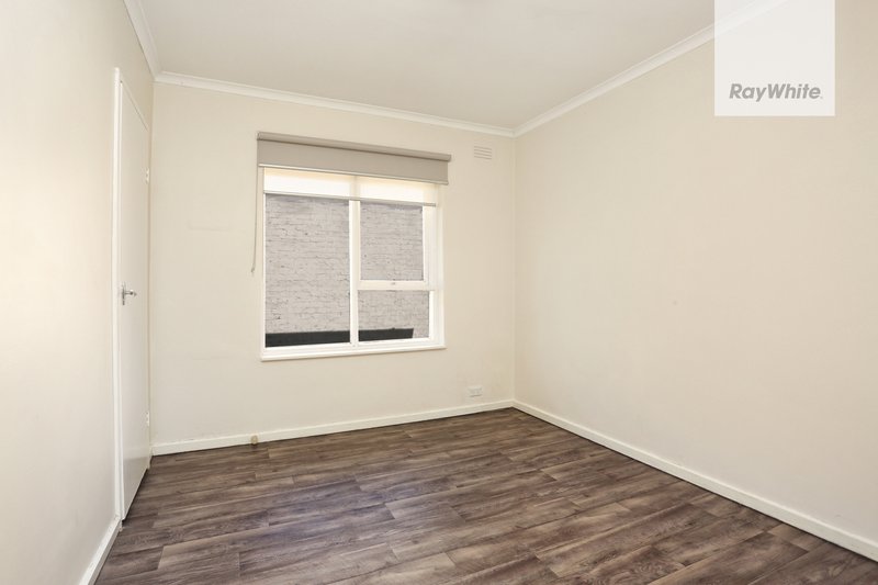 Photo - 11/6 Garnet Street, Brunswick VIC 3056 - Image 7