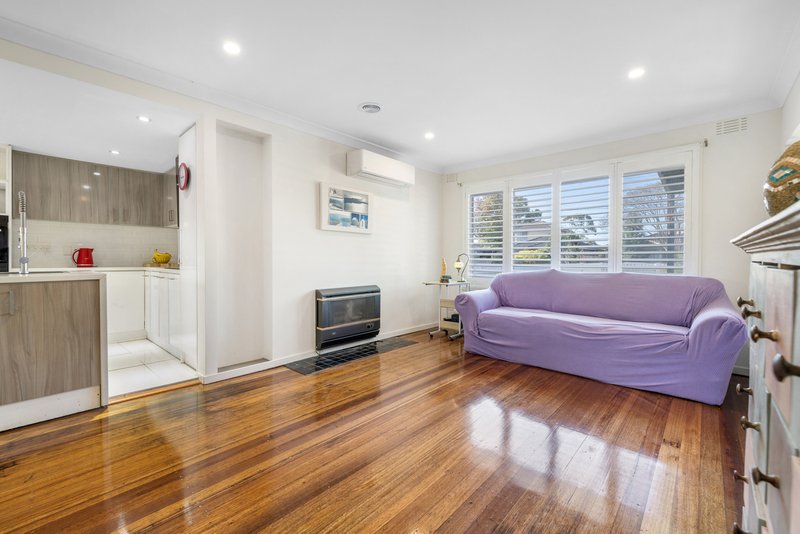 Photo - 1/16 Harwell Road, Ferntree Gully VIC 3156 - Image 3