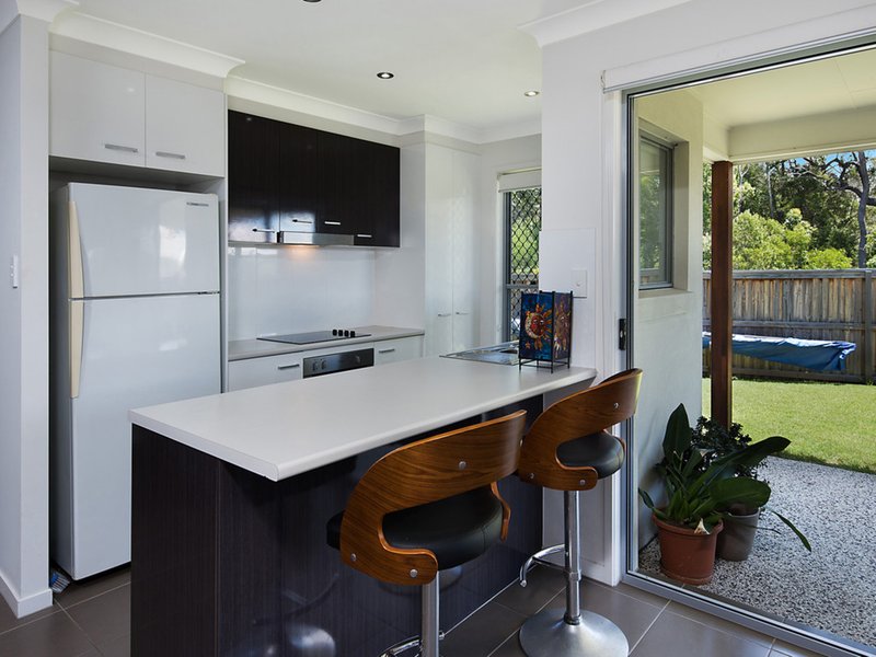 Photo - 1/16 Hideaway Street, Birtinya QLD 4575 - Image 4