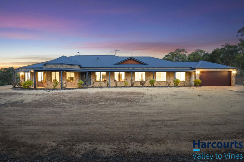 Photo - 116 Holstein Loop, Lower Chittering WA 6084 - Image 4