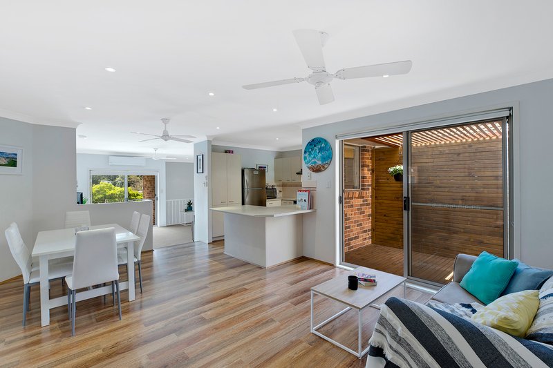 Photo - 1/16 Kings Avenue, Terrigal NSW 2260 - Image 2