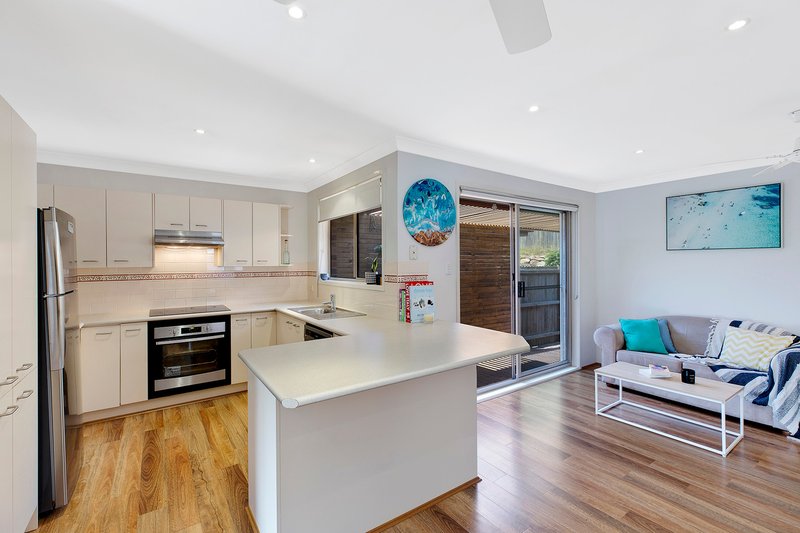 Photo - 1/16 Kings Avenue, Terrigal NSW 2260 - Image 3