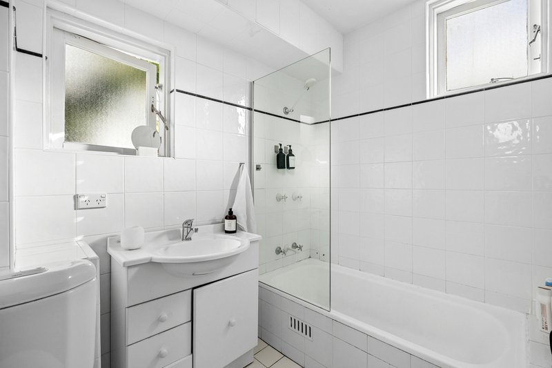 Photo - 1/16 La Perouse Street, Fairlight NSW 2094 - Image 4