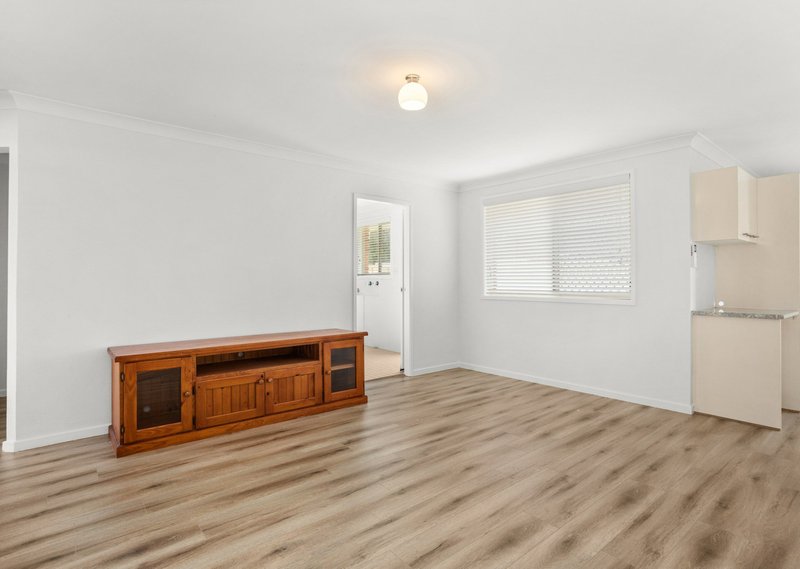 Photo - 1/16 Leopardwood Street, Old Bar NSW 2430 - Image 5