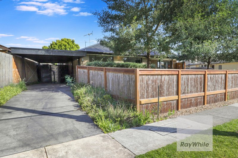 Photo - 116 Lomond Ave, , Kilsyth VIC 3137 - Image 13