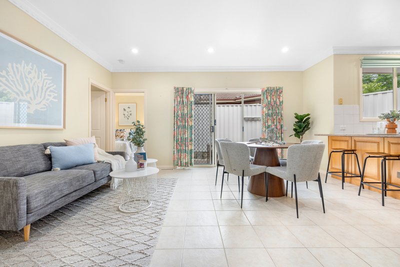 Photo - 1/16 Montclair Avenue, Glen Waverley VIC 3150 - Image 6