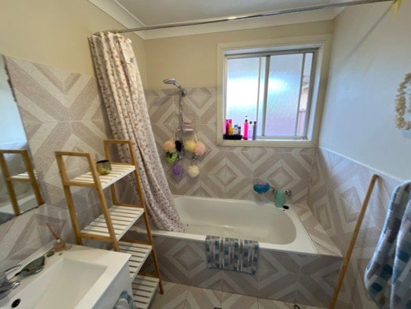 Photo - 1/16 Murrumburrah Street, Wakeley NSW 2176 - Image 4