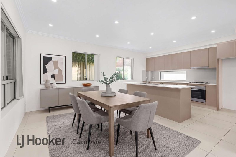 Photo - 1/16 Myers Street, Roselands NSW 2196 - Image 2
