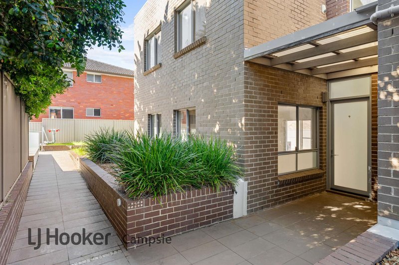 Photo - 1/16 Myers Street, Roselands NSW 2196 - Image 4