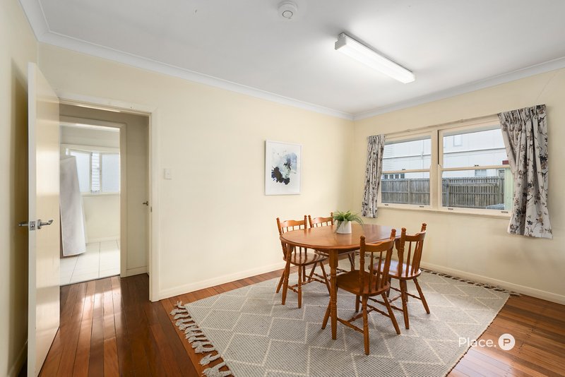 Photo - 116 Oxley Road, Chelmer QLD 4068 - Image 7