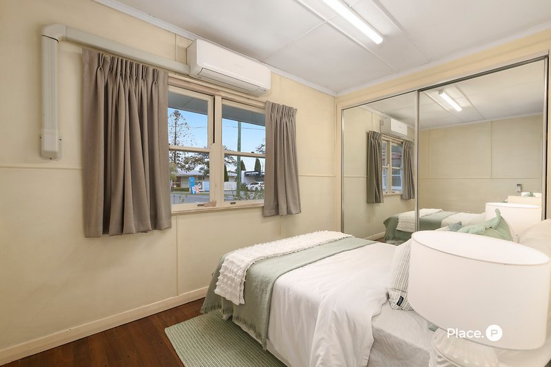 Photo - 116 Oxley Road, Chelmer QLD 4068 - Image 9
