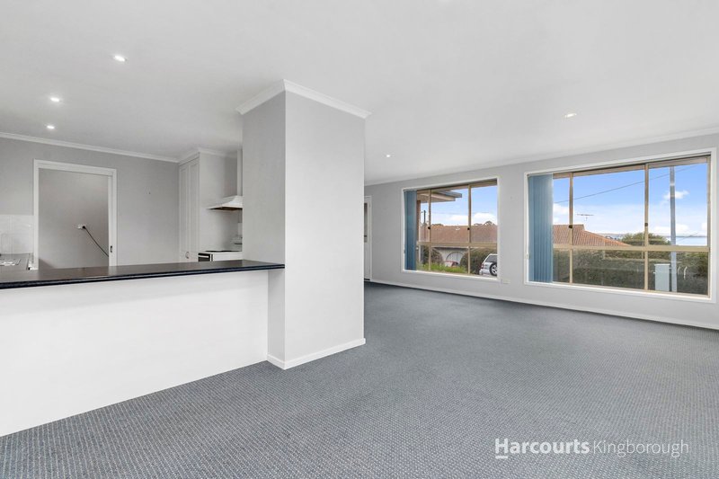 Photo - 1/16 Pearsall Avenue, Blackmans Bay TAS 7052 - Image 3