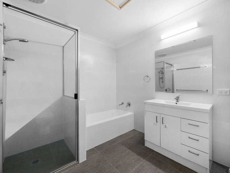 Photo - 1/16 Pendara Crescent, Lismore Heights NSW 2480 - Image 6