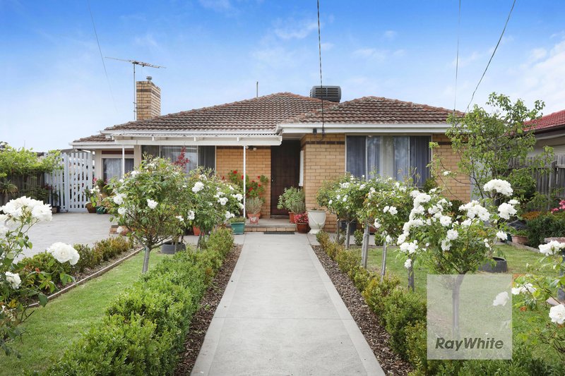 Photo - 116 Railway Crescent, Dallas VIC 3047 - Image 2