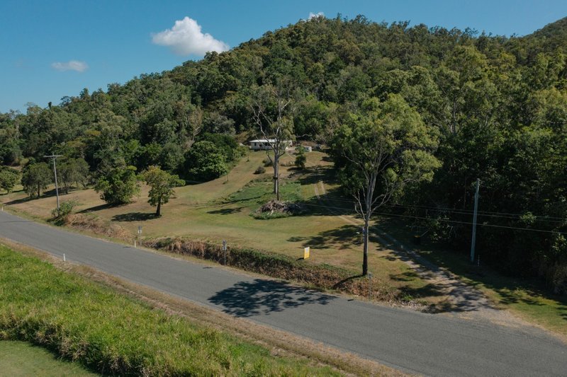 Photo - 116 Rifle Range Road, Mount Marlow QLD 4800 - Image 7