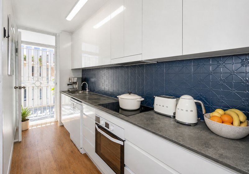 Photo - 11/6 Riverview Terrace, Hamilton QLD 4007 - Image 2