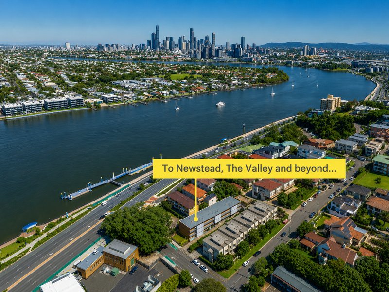 Photo - 11/6 Riverview Terrace, Hamilton QLD 4007 - Image 8