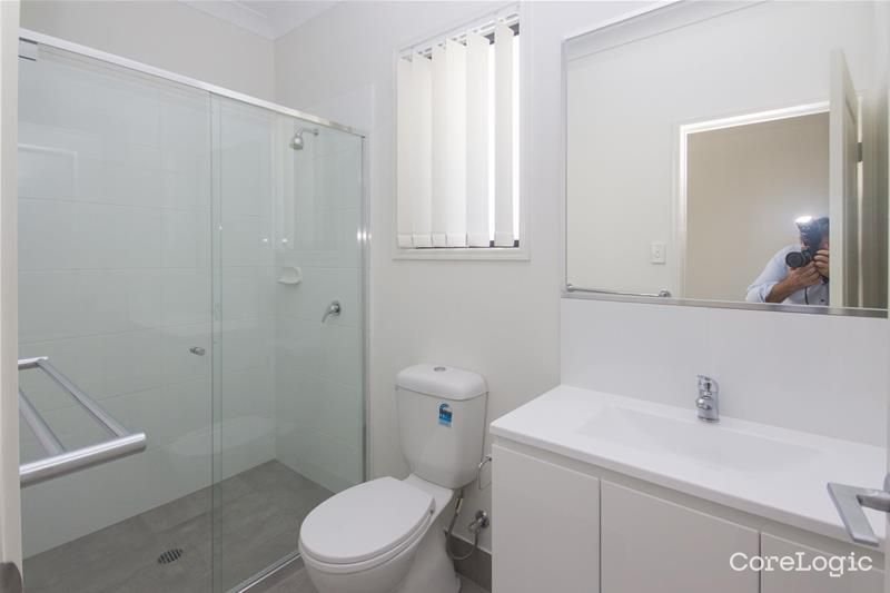 Photo - 1/16 Seaford Street, Pimpama QLD 4209 - Image 7