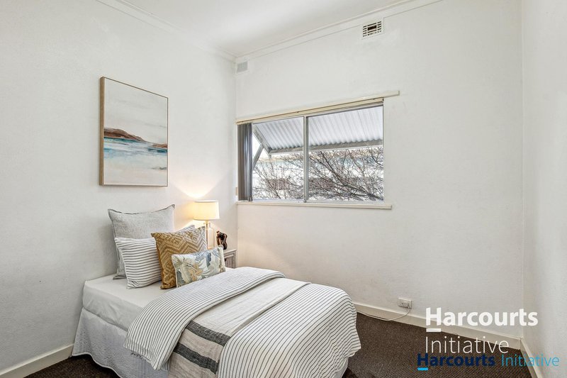 Photo - 11/6 Seaton Place, Girrawheen WA 6064 - Image 12