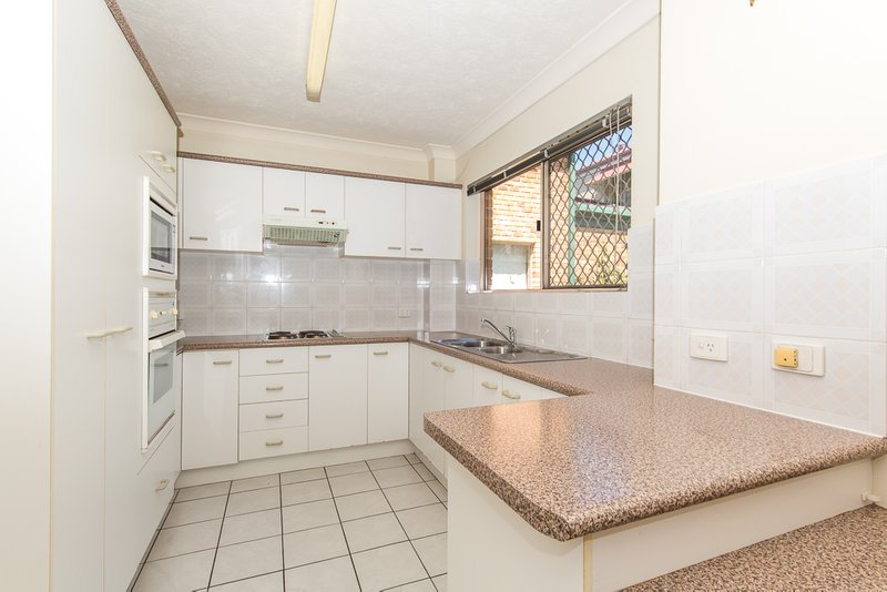 Photo - 1/16 Silva Street, Ascot QLD 4007 - Image 2