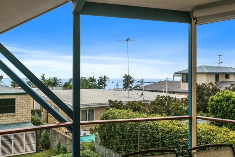 Photo - 116 Stratton Terrace, Manly QLD 4179 - Image 2